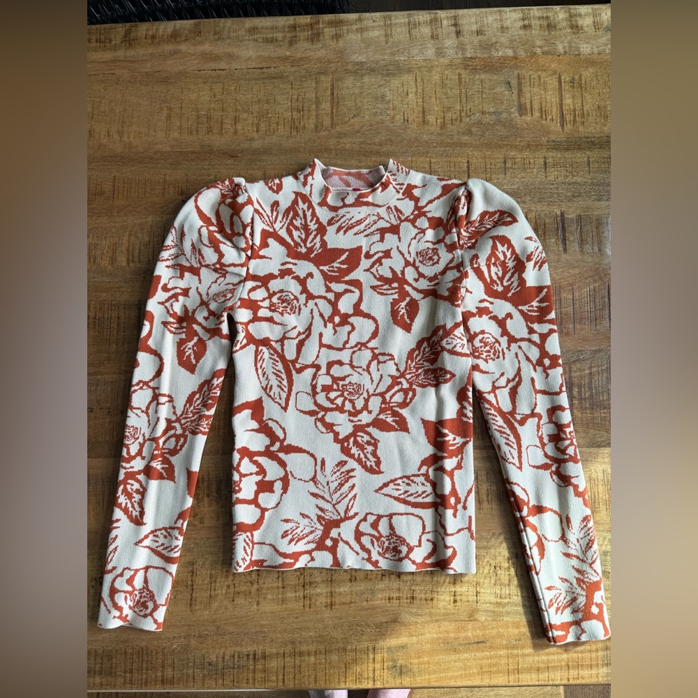 Flying Tomato Floral Puff long sleeve